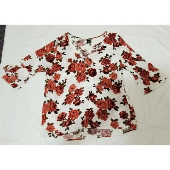 Torrid Challis White Floral Print Cross Front - Picture 2 of 5